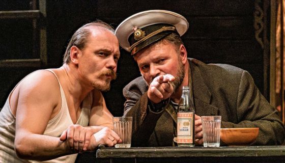Спектакль «Любовь и голуби»