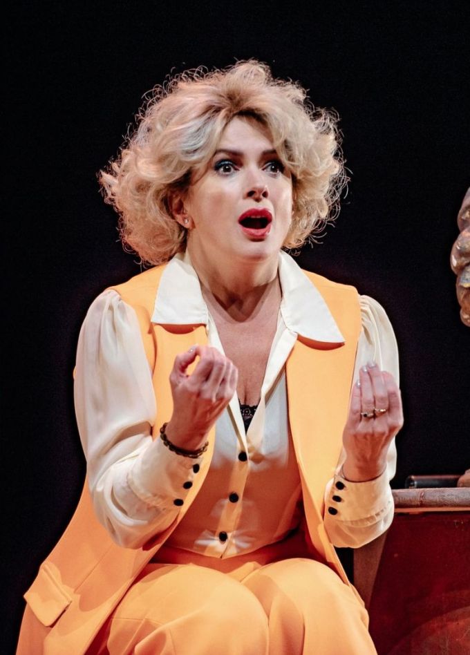 Спектакль «Ищу мужа»