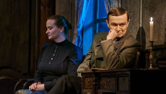 Спектакль «Мещане»