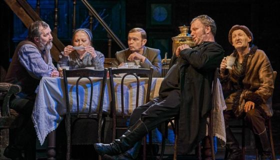 Спектакль «Мещане»