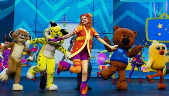 Ёлка телеканала «Мульт». Живые краски