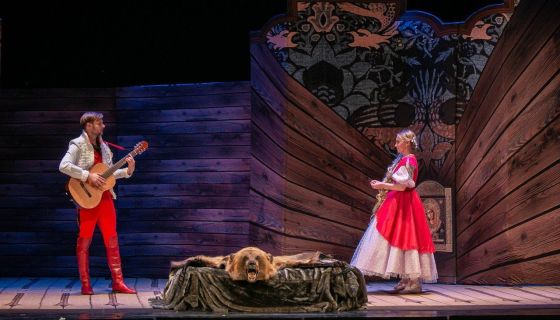 Спектакль «Не в свои сани не садись»