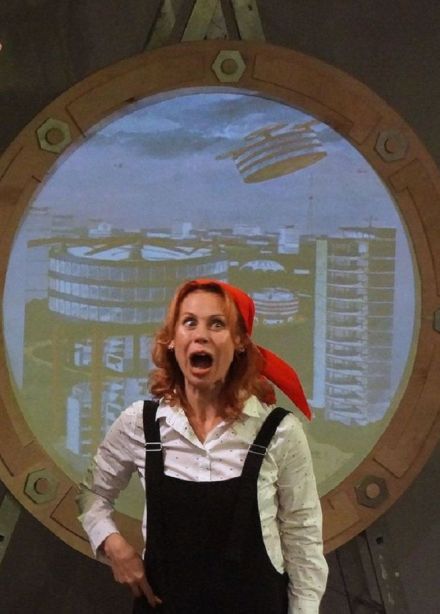 Спектакль «Техника молодежи»