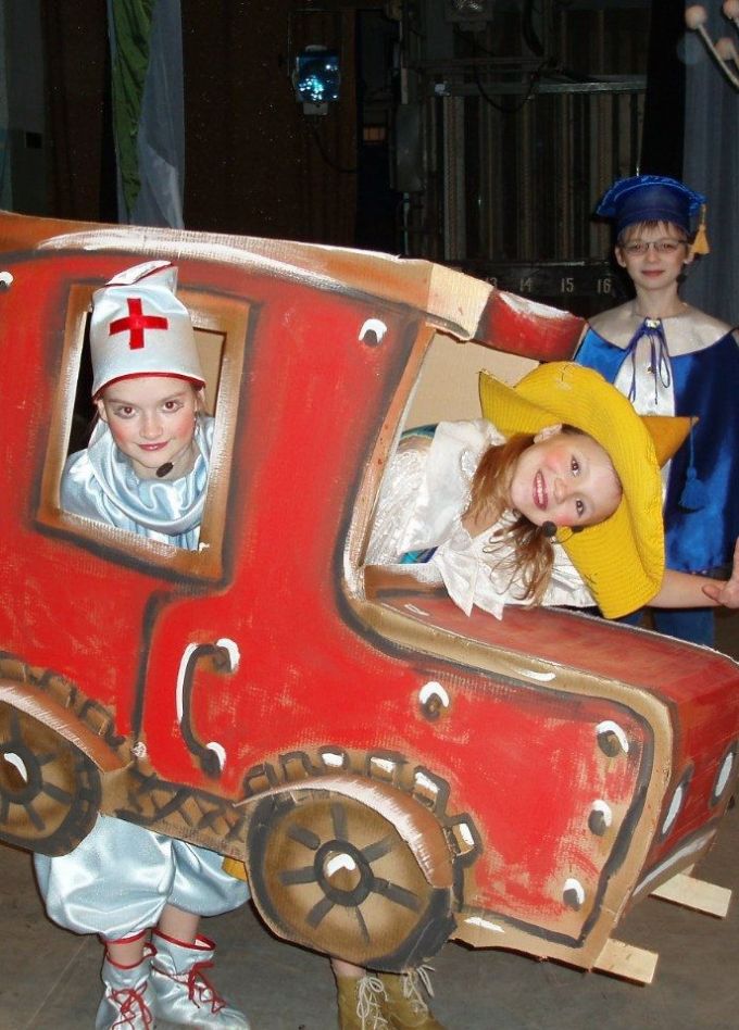 Спектакль «Айболит против Бармалея»