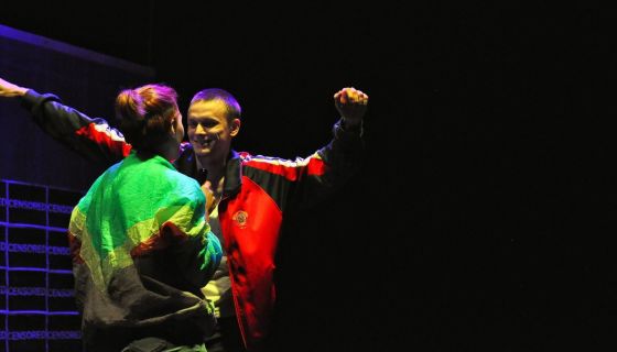 Спектакль «Пол это лава, а Маша ШЛВ»