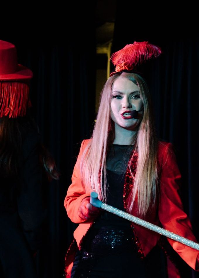 Новогодняя ночь в театре