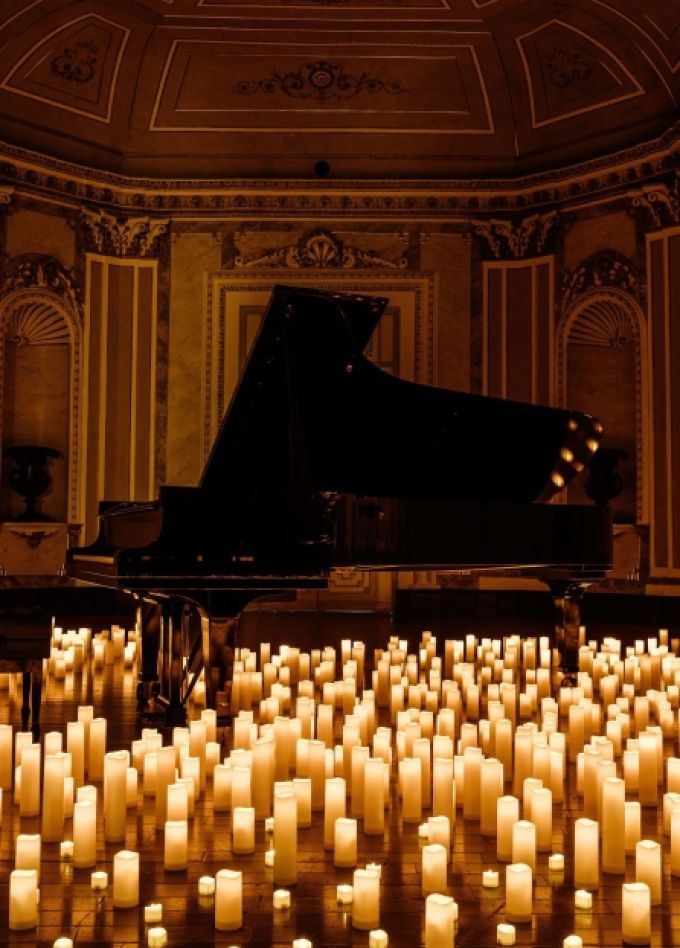 Nova Orchestra. Людовико Эйнауди, Ханс Циммер и другие. Концерт при 1000 счечах