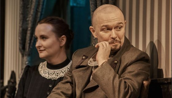 Спектакль «Мещане»