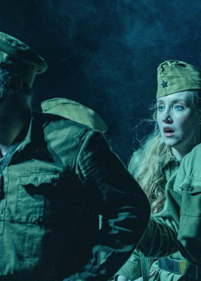 А зори здесь тихие