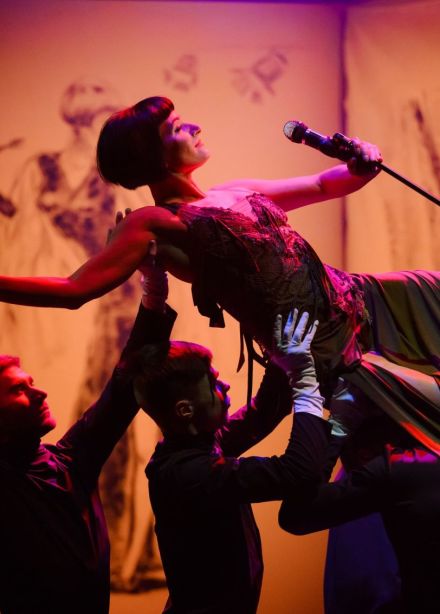 Балет «Посмешище»