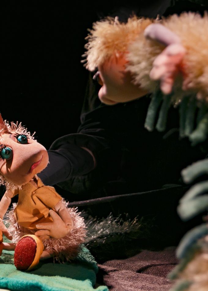 Муравьишка идёт домой