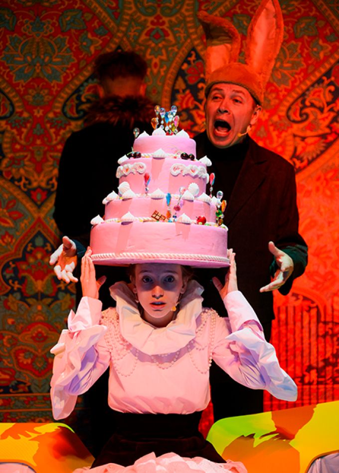 Алиса в стране чудес