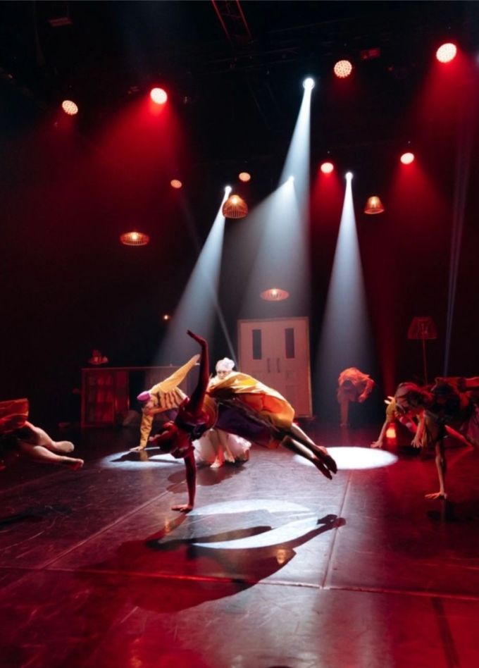 Спектакль «Отель Калифорния»